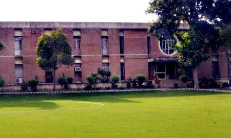 Contributions at Sardar Patel Institute of Economic & Social Research: Advancing Global Business Research 40 SPIESR